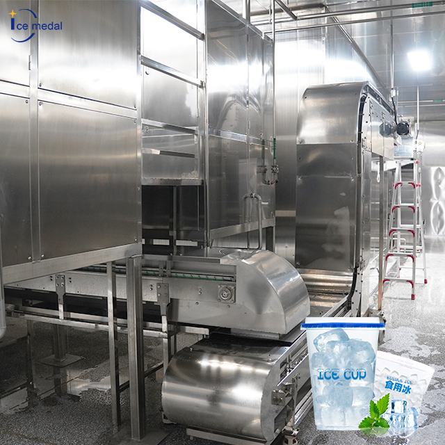 ICEMEDAL Automatisierte essbare Würfel-Eismaschinenhersteller-Pokal-Eis One-Stop-Produktionslinie