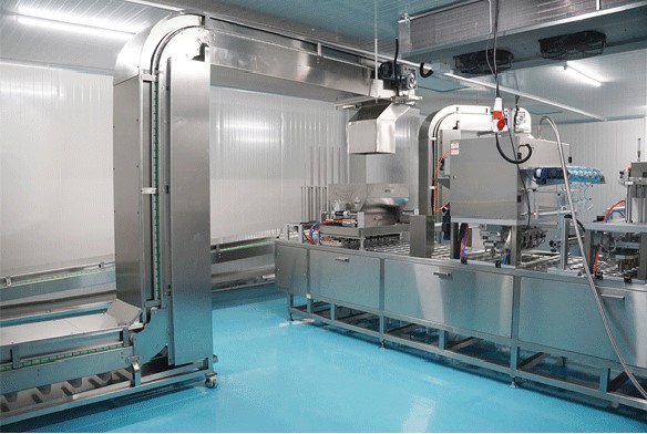 Eisbecherproduktionslinie